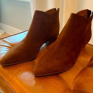 Brown suede Aquatalia zip up booties